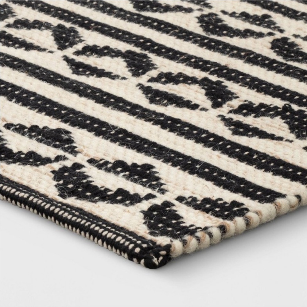 NWT Black and Cream Striped Geometric Rug - Home Accents - Picture 4 of 7